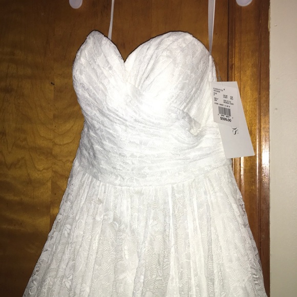 Wedding dress 💍👰🏻 - Picture 8 of 8